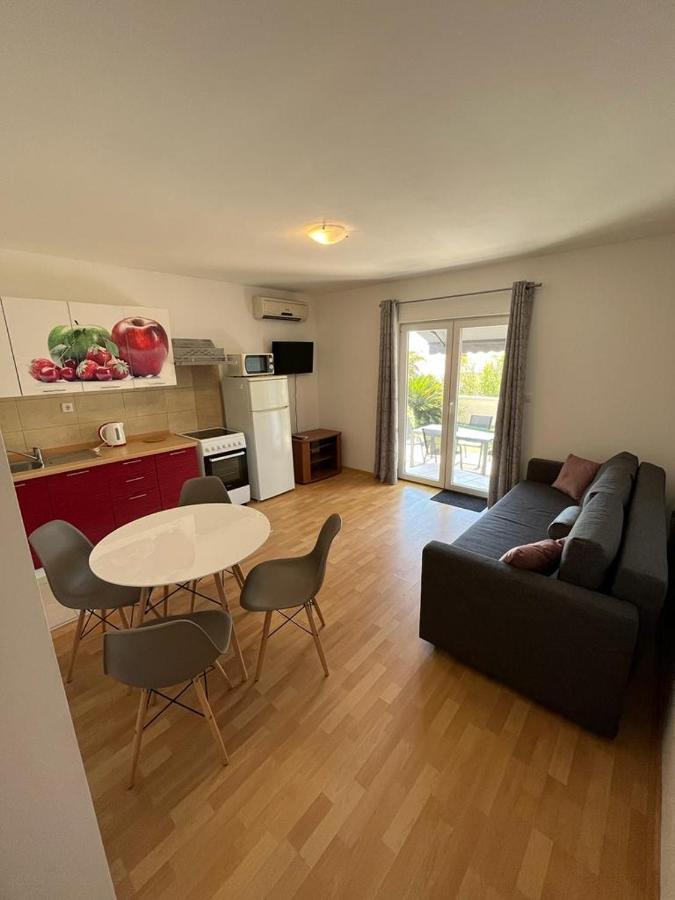 M A Apartments Kožino Buitenkant foto